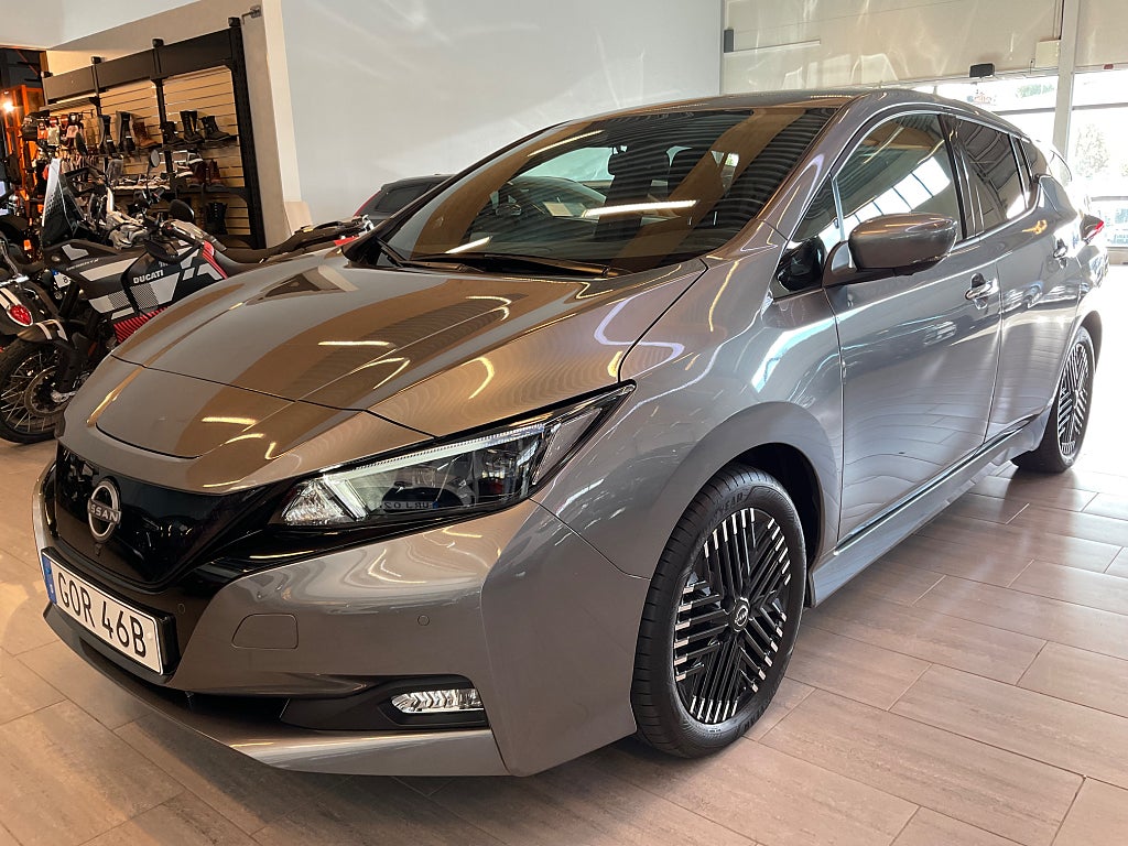 Nissan Leaf N-Connecta 39Kwh Navi Kamera 