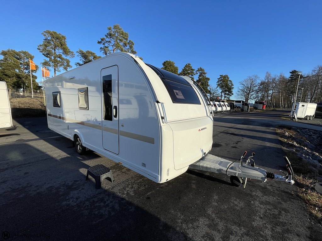 Adria Adora 613 HT Frontkök Badrum I Bak