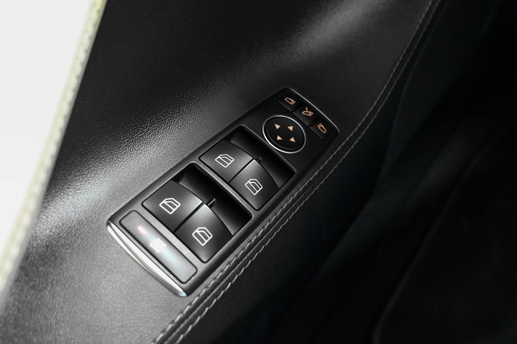 Tesla Model S P85 421ch - Supercharge gratuite - Jantes turbine - Toit panoramique - Keyless