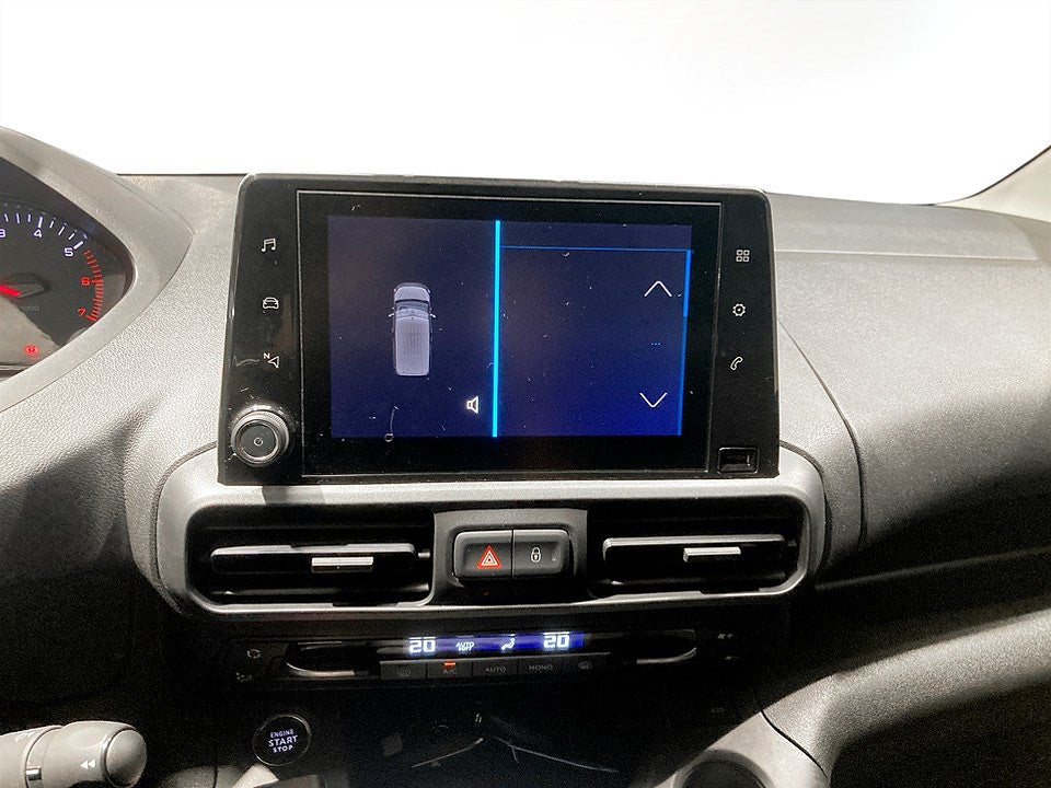 Bild på Peugeot Partner PRO+ 1.5 BHDi 130hk Aut L1 - ALU FÄLG,DRAG,ACC