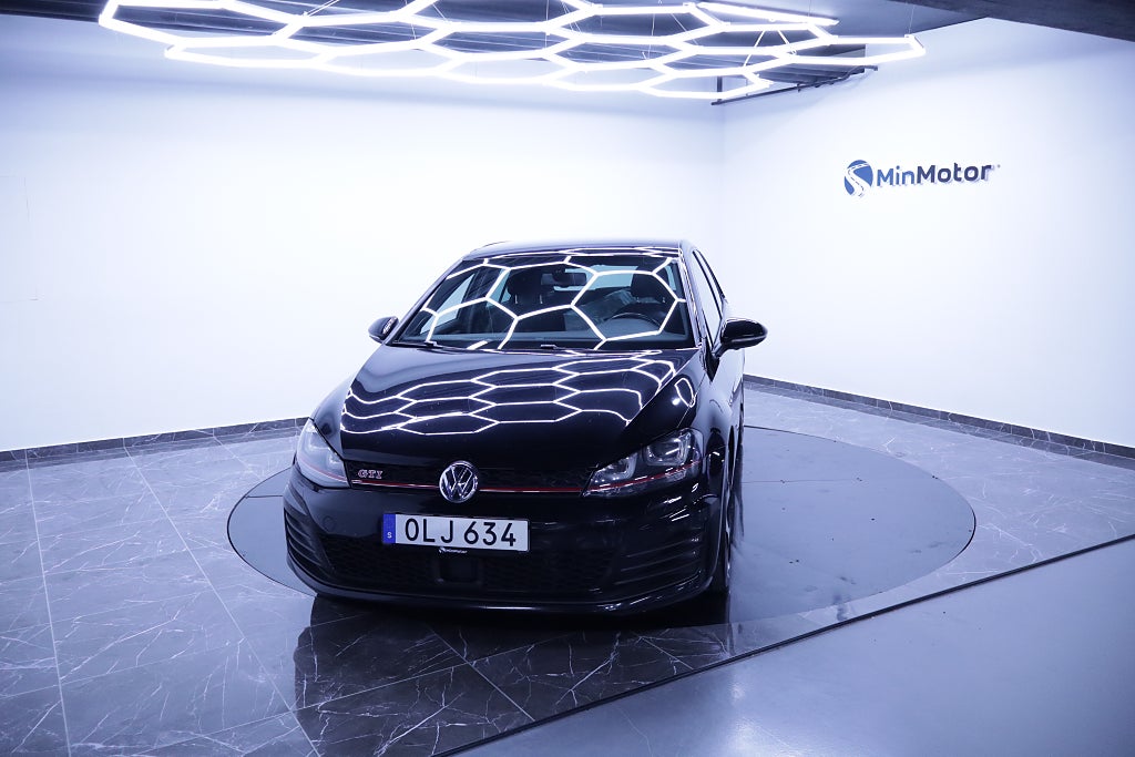 Volkswagen Golf 5-door GTI Performance 2.0 TSI BMT Euro 6