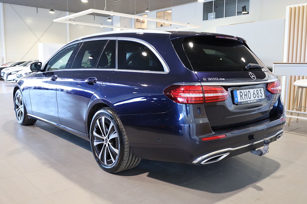 Mercedes-Benz E 300 T de 9G-Tronic Burmester Navi Kamera Värmare Drag 2023