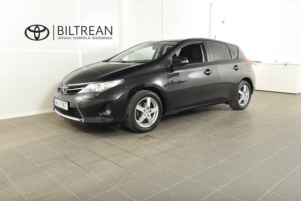 Toyota Auris 1.6 Edition 50 Vinterhjul M-värmare