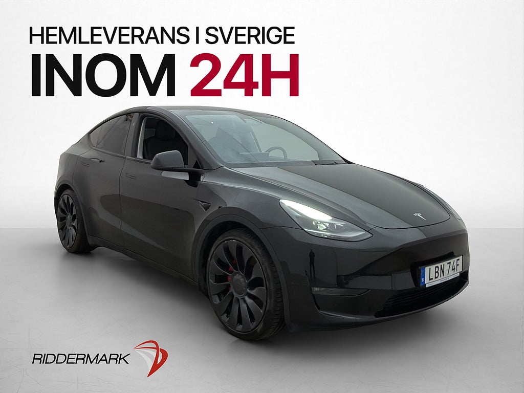 Tesla Model Y Performance Autopilot Svensksåld MOMS