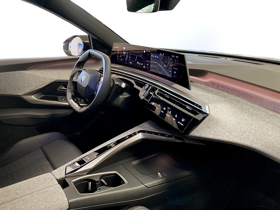 Bild på Peugeot 5008 GT Hybrid 145hk Aut KAMPANJ BRÄNSLE INGÅR
