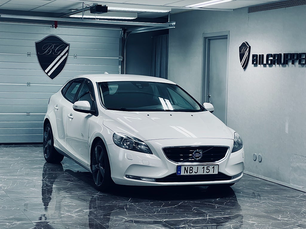 Volvo V40