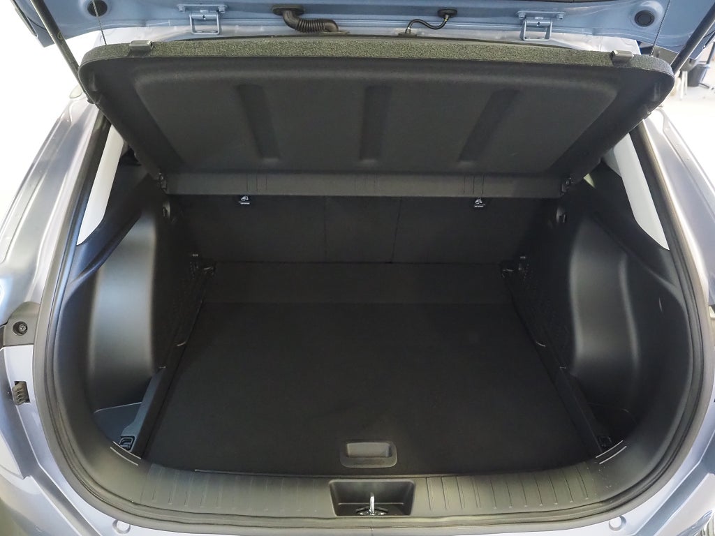 Hyundai Kona Electric Standard Range 48.4kWh Essential Kamera Navi 2024