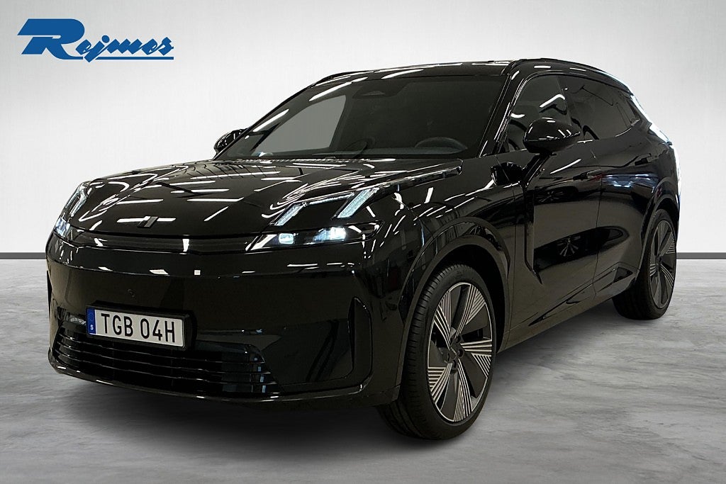 Lynk & Co 08 More PHEV