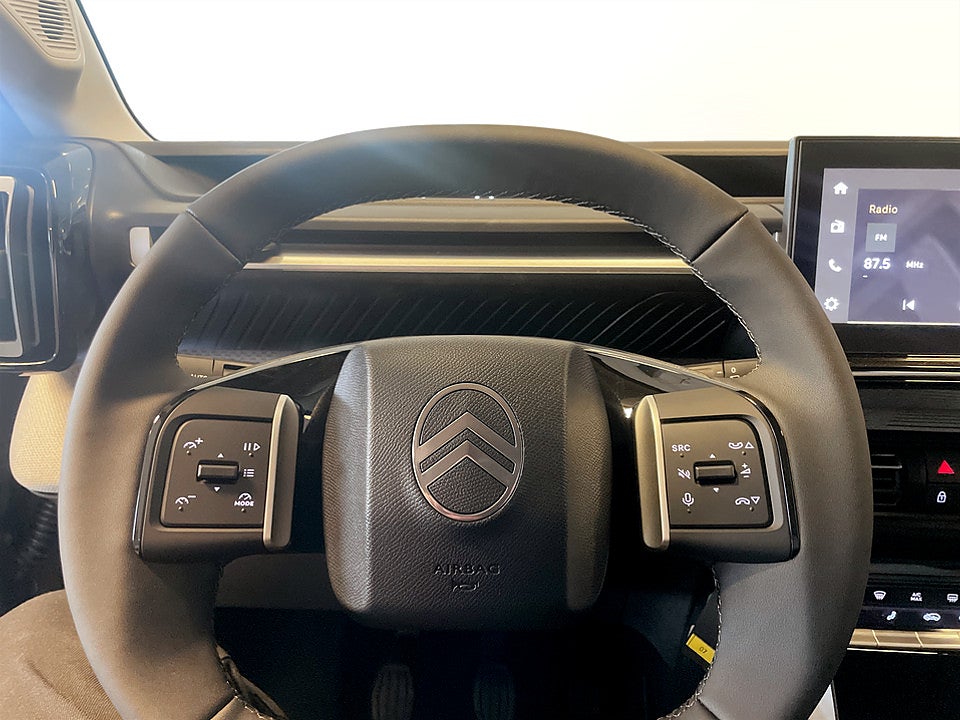 Bild på Citroën C3 Aircross Plus PureTech 100hk - OMGÅENDE LEVERANS!