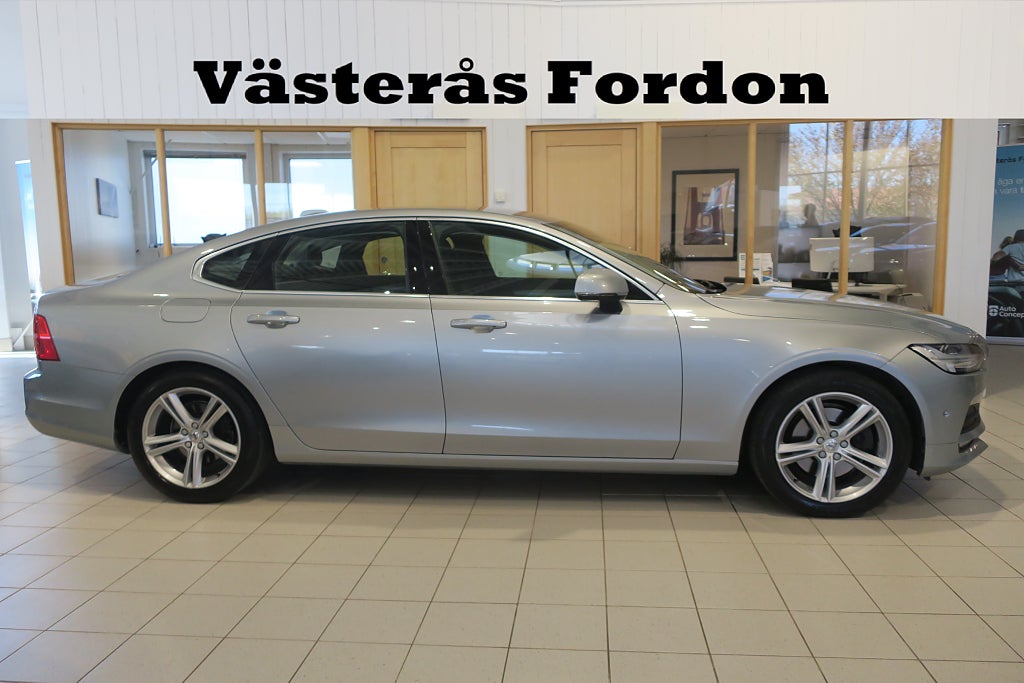 Volvo S90 D3 Momentum Drag Värmare Keyless Navi 