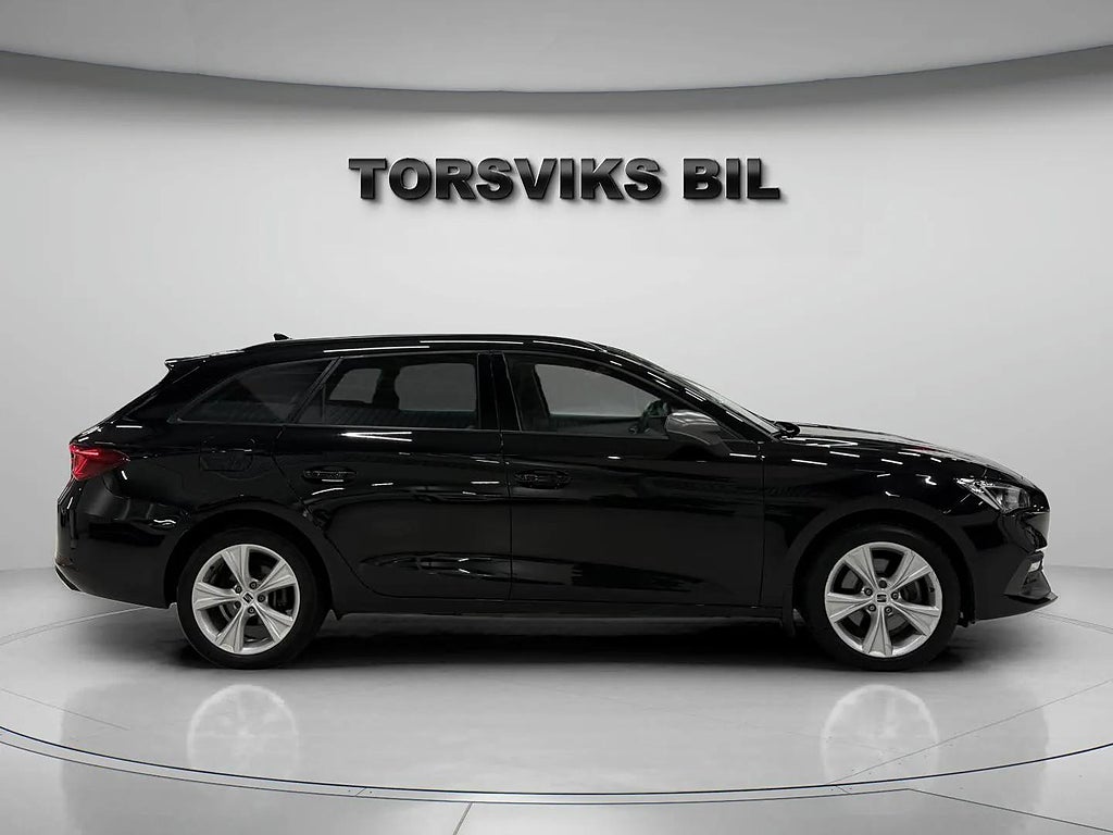 Seat Leon ST León Sportstourer e-Hybrid FR, S&V hjul, Fullservad, Garanti - miniatyr 7