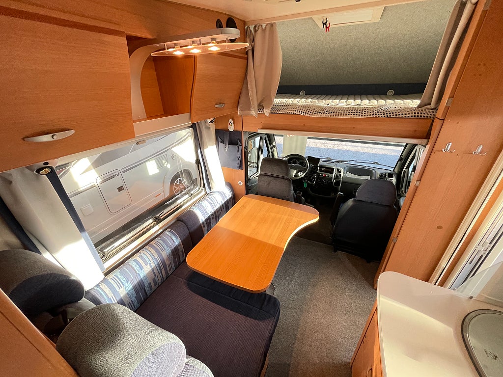 Knaus Sun TI 650 /Dubbla batterier/Fint skick/Kamera/Stödben/4 bältad - Knaus