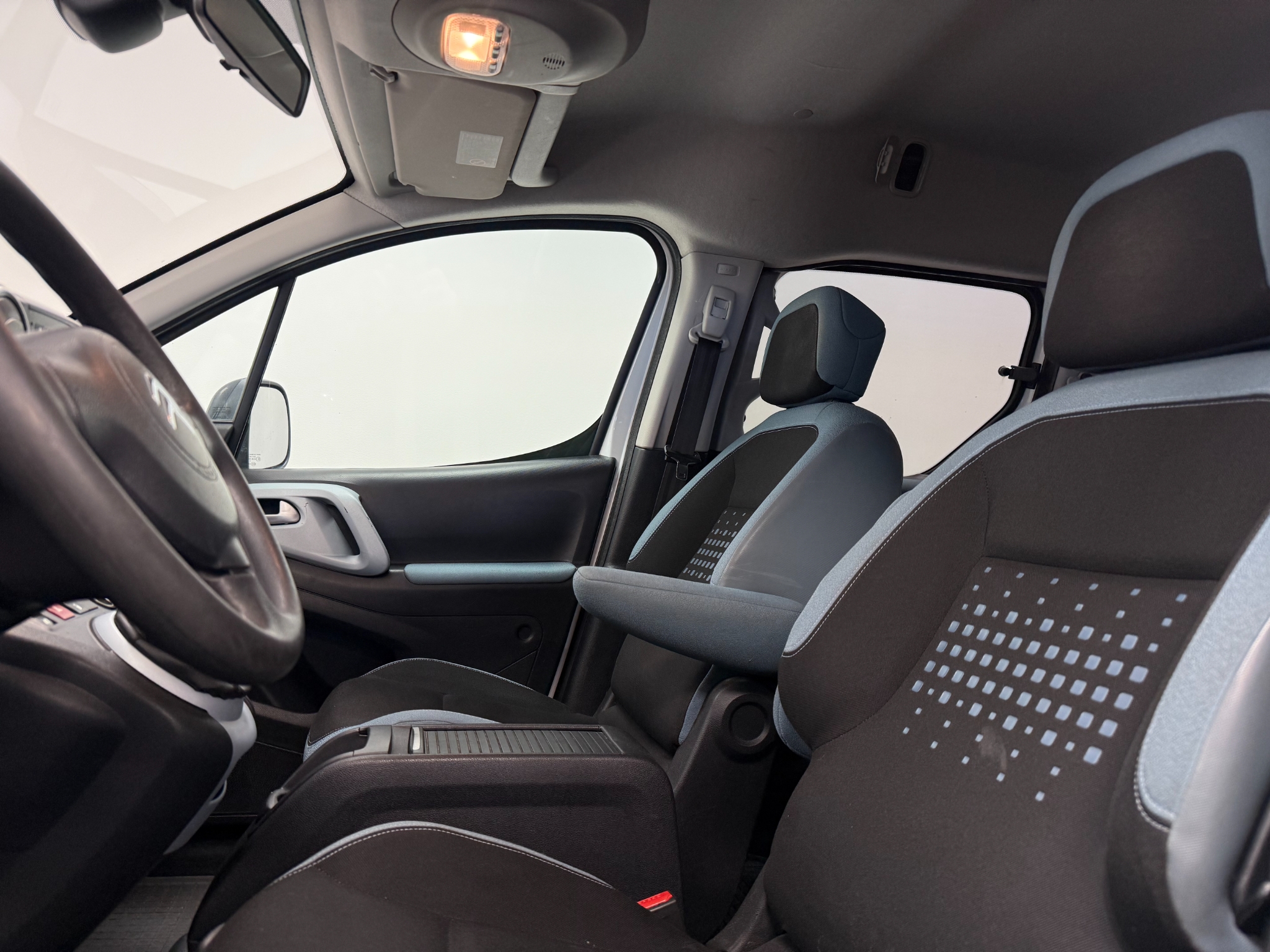 Citroen Berlingo 2012, bild 6/40