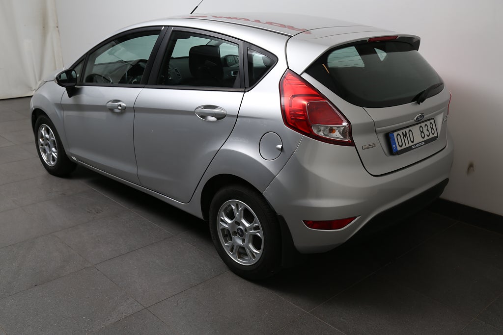 Ford Fiesta 1,6 TDCi ECOnetic Trend 5-dörrar Motorvärmare 2013