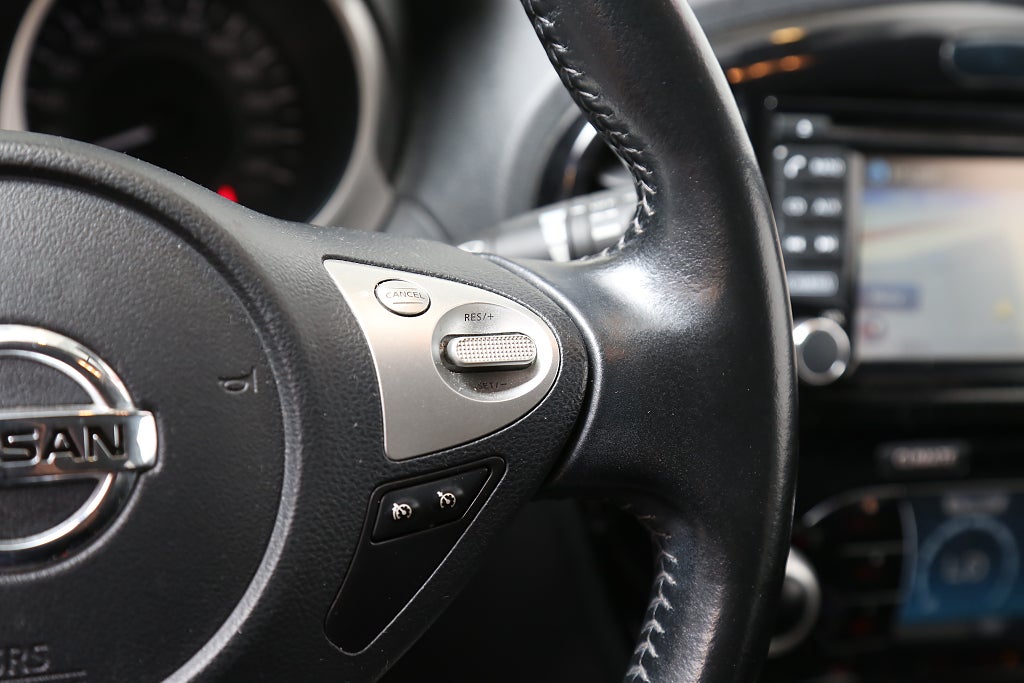 Nissan Juke 1,2 DIG-T 115hk N-CONNECTA Navi + Kamera 1ägare 2018