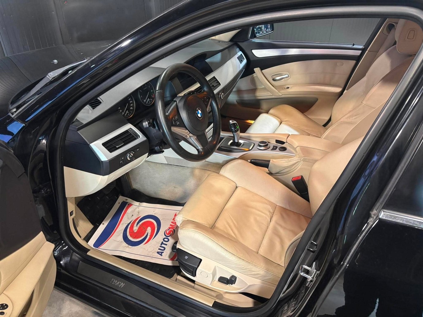 BMW 523 i Touring (190hk) Aut / SoV 2008, kuva 5/39