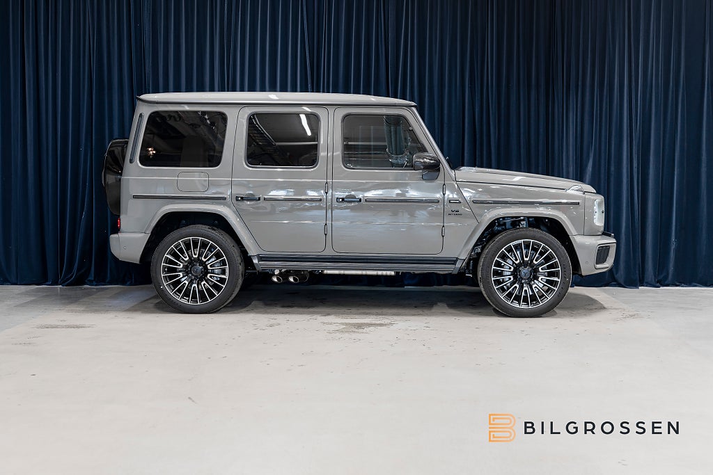 Mercedes-Benz G63 AMG Superior Line Full Kolfiber Active Ride MY27 MOMS