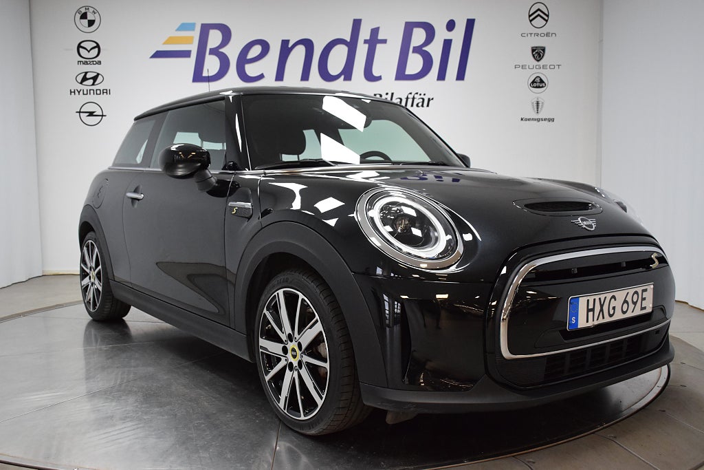 MINI Cooper SE / Navigation/ Fri Service/ Värmare