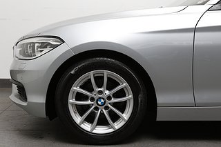 Halvkombi BMW 118I 8 av 23