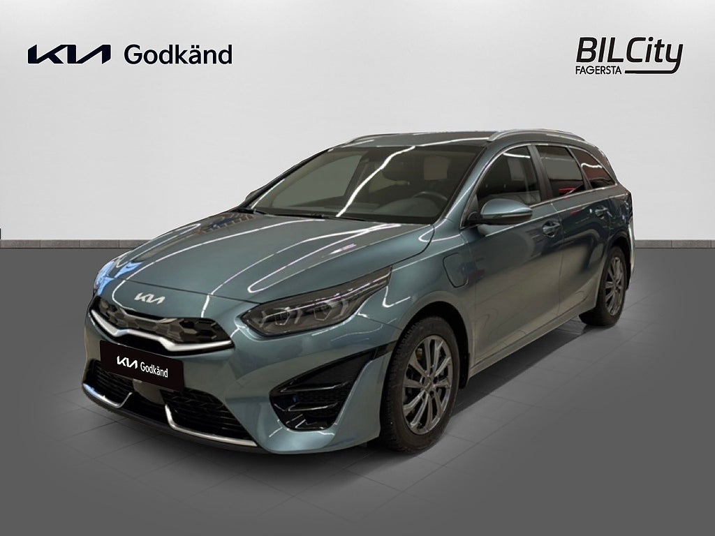 Kia Ceed SW Plug-in Hybrid Action