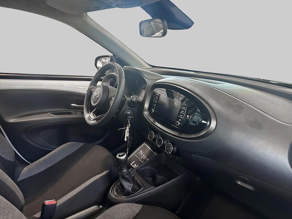 Toyota Aygo 2023 - miniatyr 5