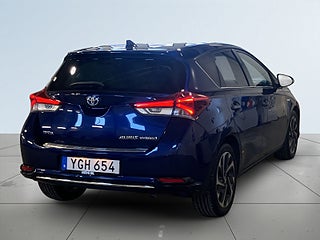 Toyota Auris Hybrid e-CVT Active Plus Kamera Navi Skinn S&V-hjul – bild 5