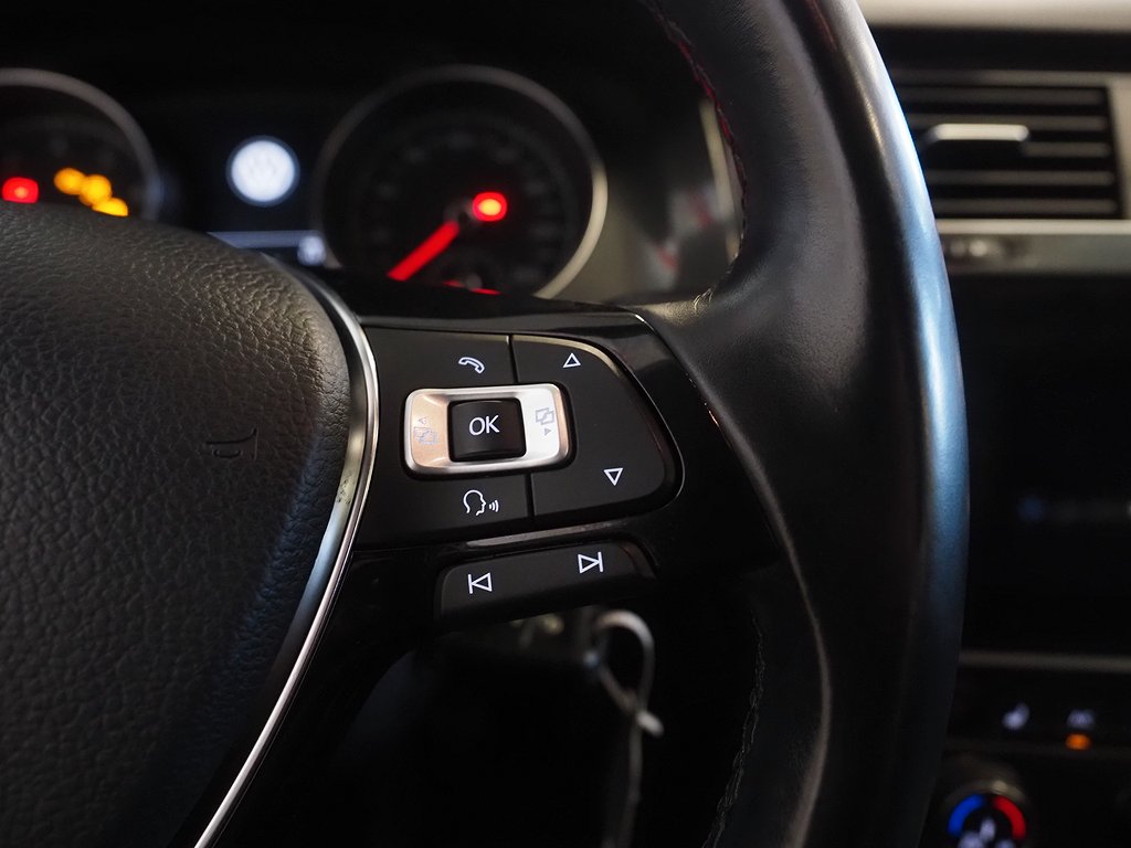 Volkswagen Golf Sportscombi 1.0 TSI 110hk PDC Farthållare 2018