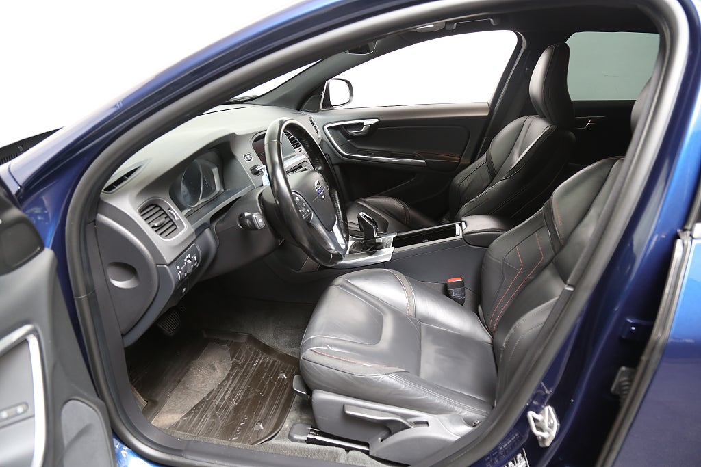 Volvo V60 D4 AWD 181hk Ocean Race Business Edition Aut Drag 2015