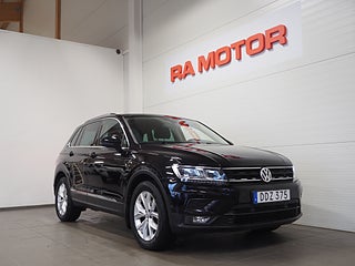 SUV Volkswagen Tiguan 3 av 22