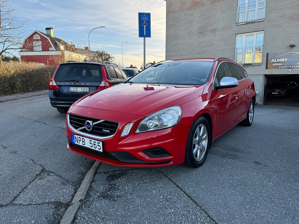 Volvo V60 D2 Momentum, R-Design Euro 5