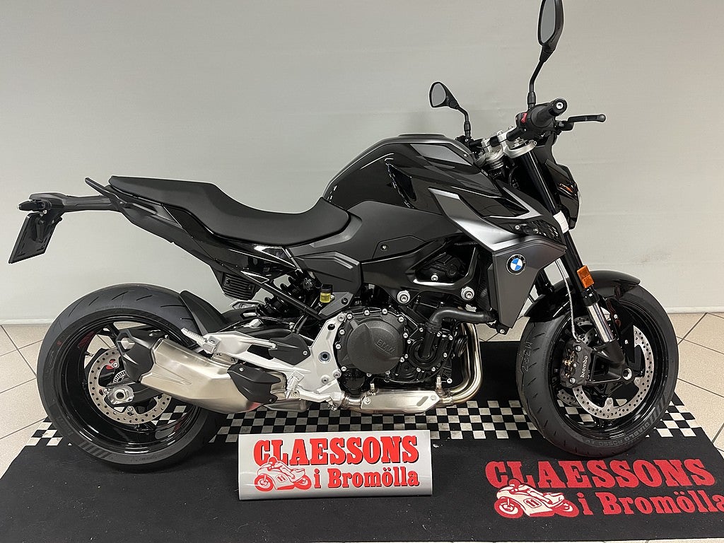 BMW F 900 R 
