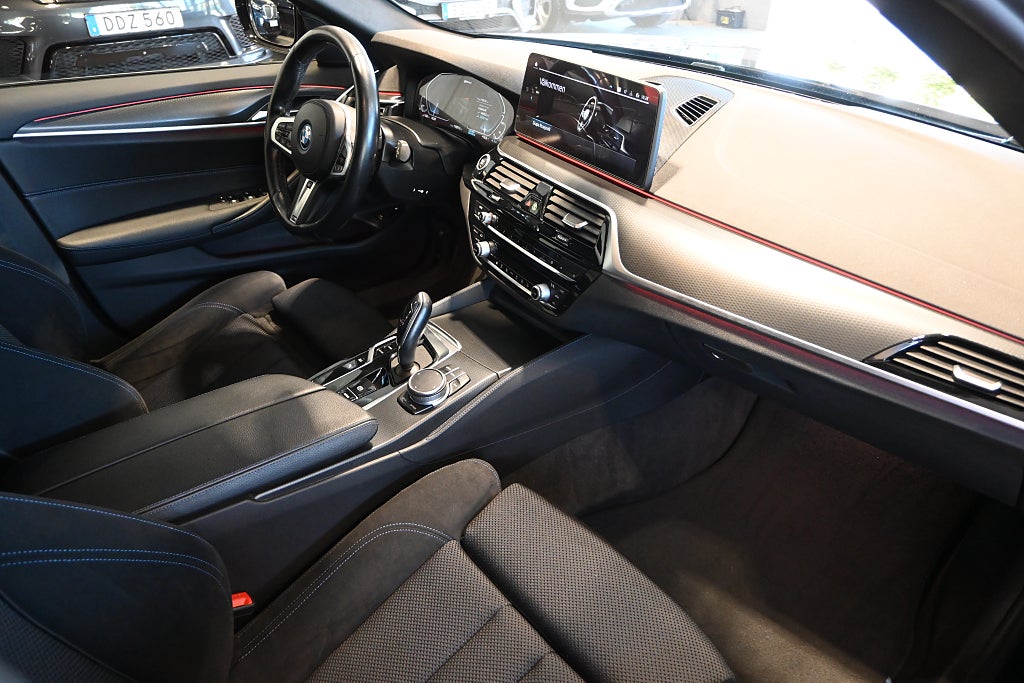 BMW 530e 2022 - miniatyr 11