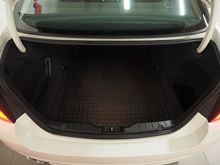 Sedan BMW 520 16 av 16