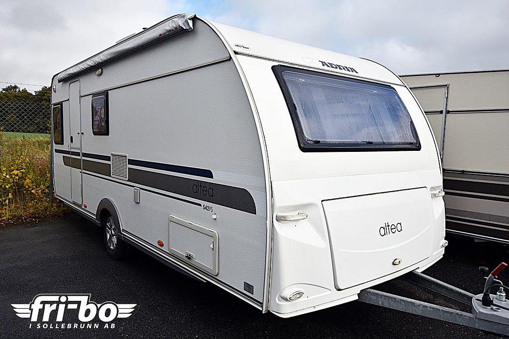 Adria 542 PS Altea, Dubbelbädd