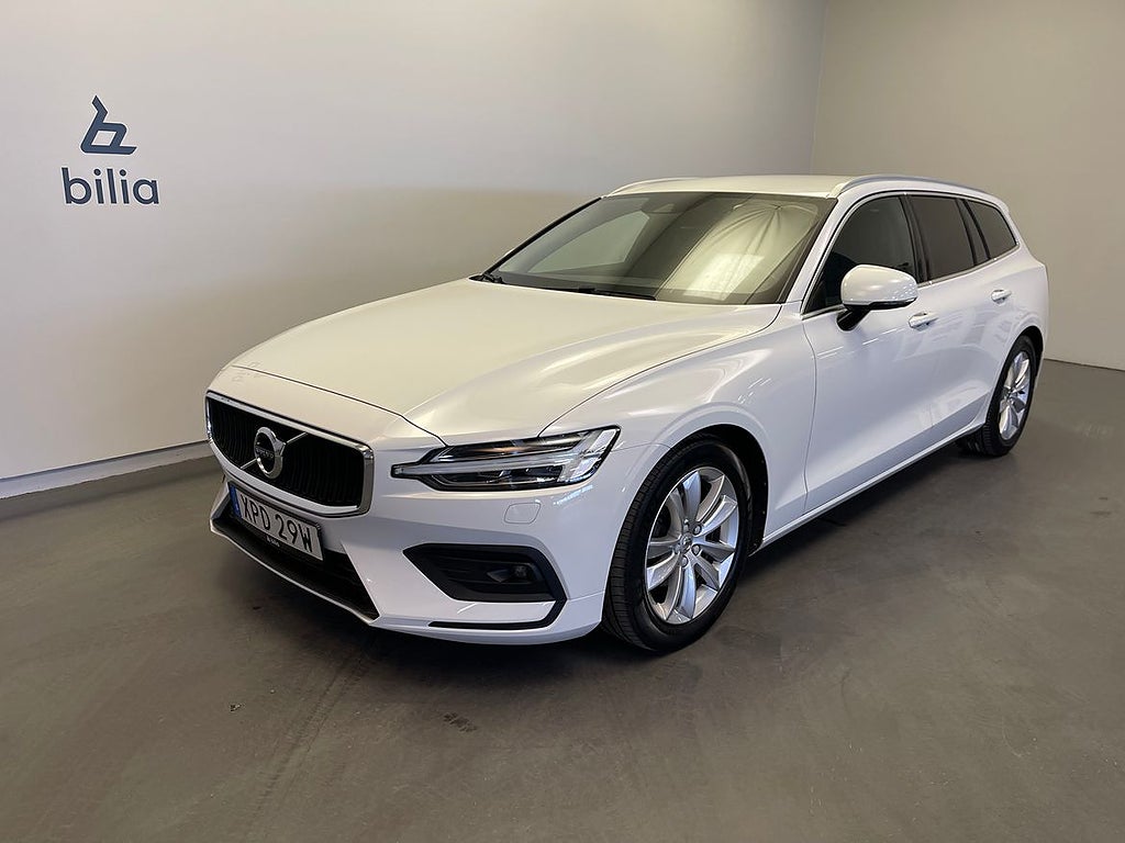Volvo V60 B4 Diesel Momentum Advanced SE / Navigation / Teknikpake...