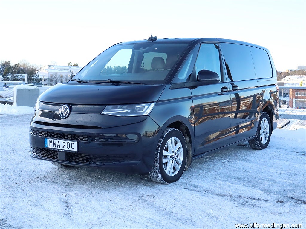 Volkswagen Transporter Multivan 1.4 eHybrid 150hk S/V-hjul Moms Värmare