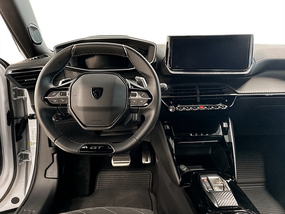 Bild på Peugeot 2008 GT 1.2 PT 130hk Aut 360-KAMERA CARPLAY KEYLESS