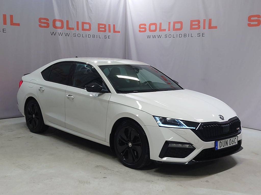 Skoda Octavia 2.0 TDI 4x4 RS D-värmare Drag Vinterdäck