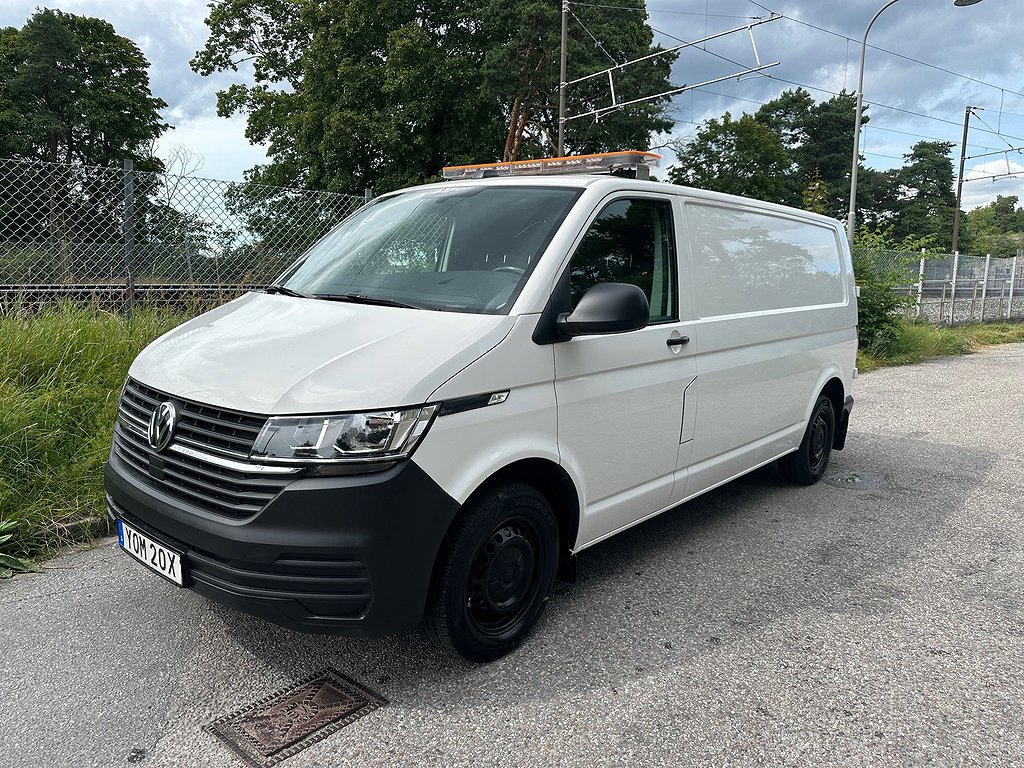 Volkswagen Transporter 6.1 2.0 TDI L2 12 mån Garanti