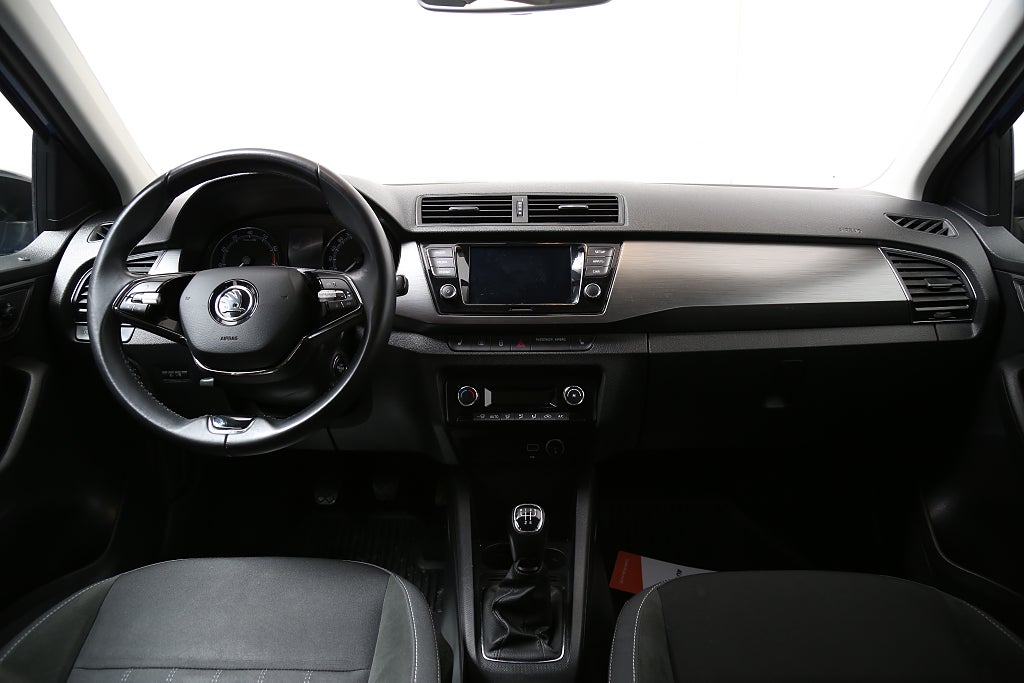 Skoda Fabia 1,0 TSI 95hk Style 5D Komfortpaket Colorconcept 2021