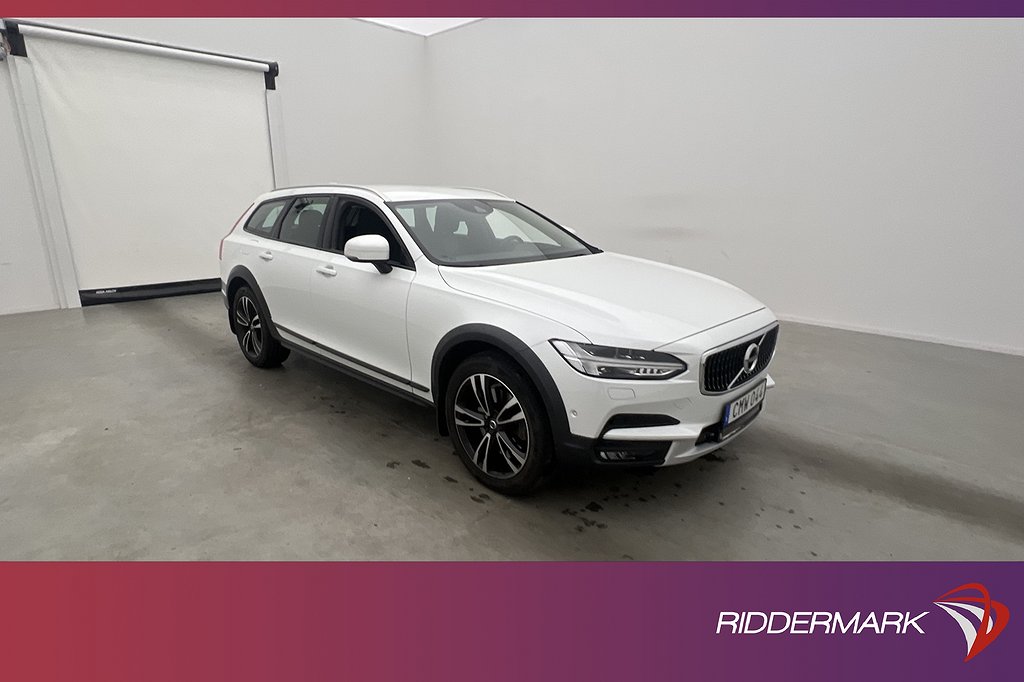 Volvo V90 Cross Country D4 AWD Plus VOC Kamera GPS BLIS Drag