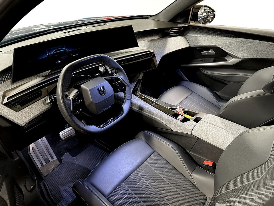 Bild på Peugeot 3008 GT Hybrid 145hk Aut B-KAMERA CARPLAY