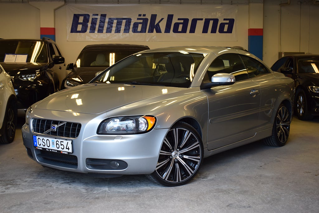 Volvo C70 T5 Summum CAB 230hk/ VÄLSKÖTT/ 19"/ SKINN/ VÄRM