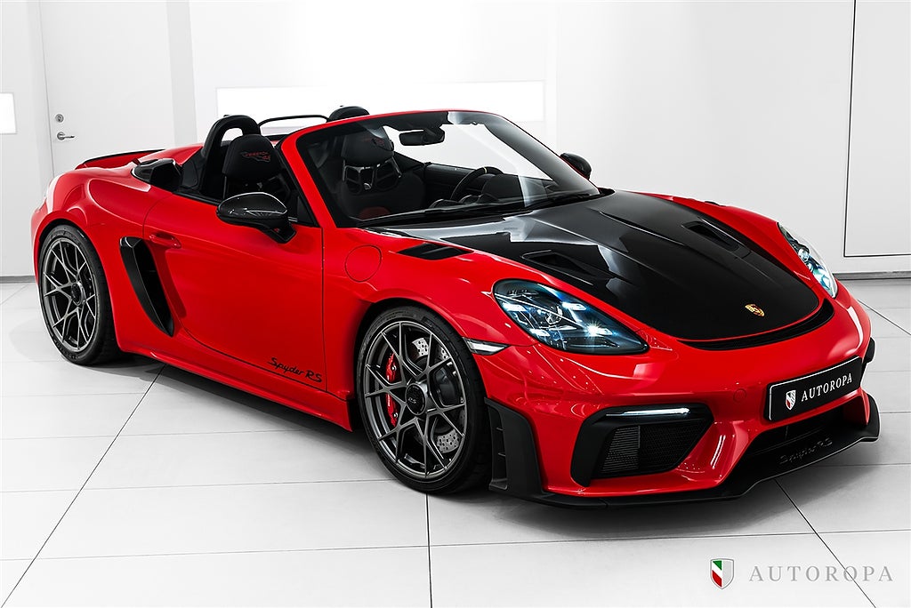 Porsche 718 Spyder RS Weissach
