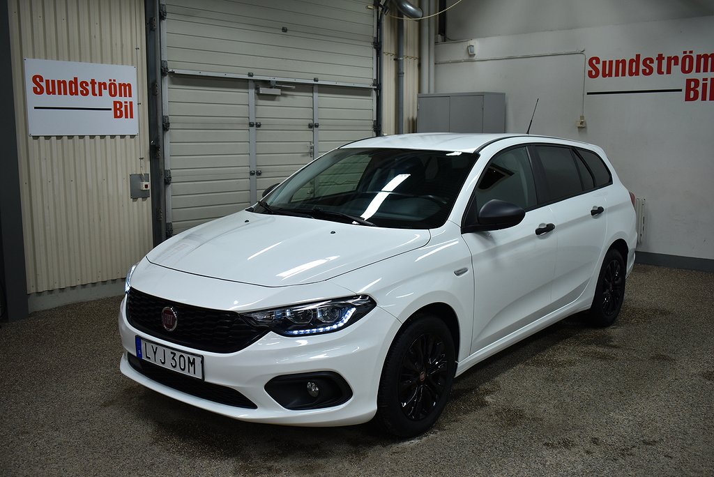 Fiat Tipo 1.4 95Hk FIRE Street Vinterhjul Kombi