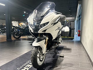 BMW R1250RT 3,45%/ACC/Comfort/Dynamic/Toppbox/Motorbågar