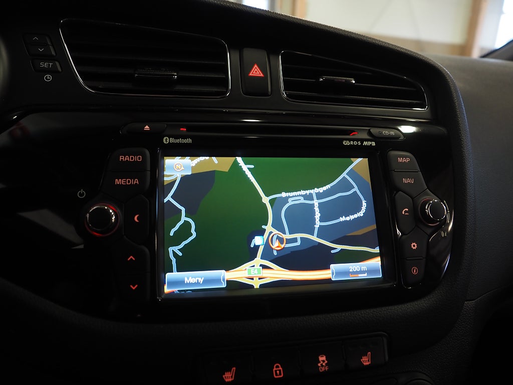 Kia Ceed _sw 1.6 CRDi 128hk Pano Kamera Navi Drag El-Stol M-Värm 2015