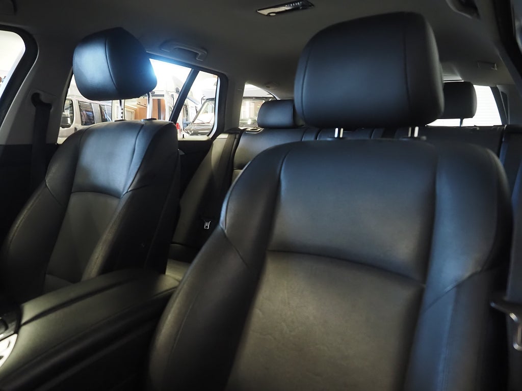 BMW 520d xDrive 190hk Touring Steptronic |Drag|D-värm|Skinn| 2016
