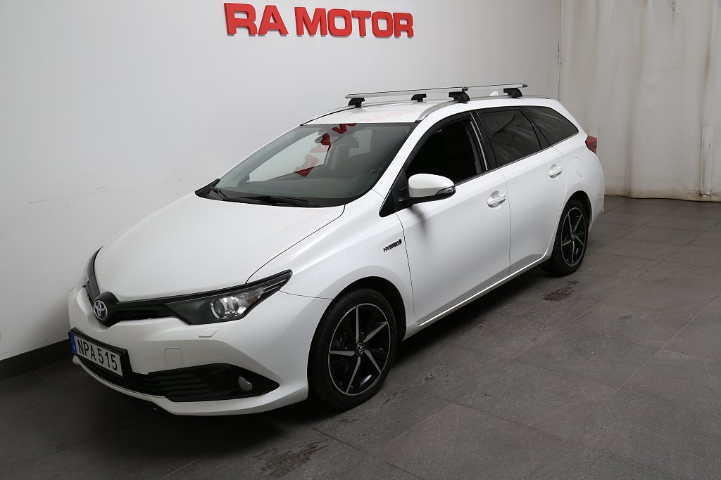 Toyota Auris Touring Sports Hybrid e-CVT Comfort 136hk 2018