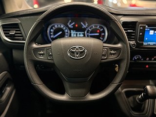 Toyota Proace Verso 1.5 D-4D 9-sits/Drag/S&V-däck/M-värmare
